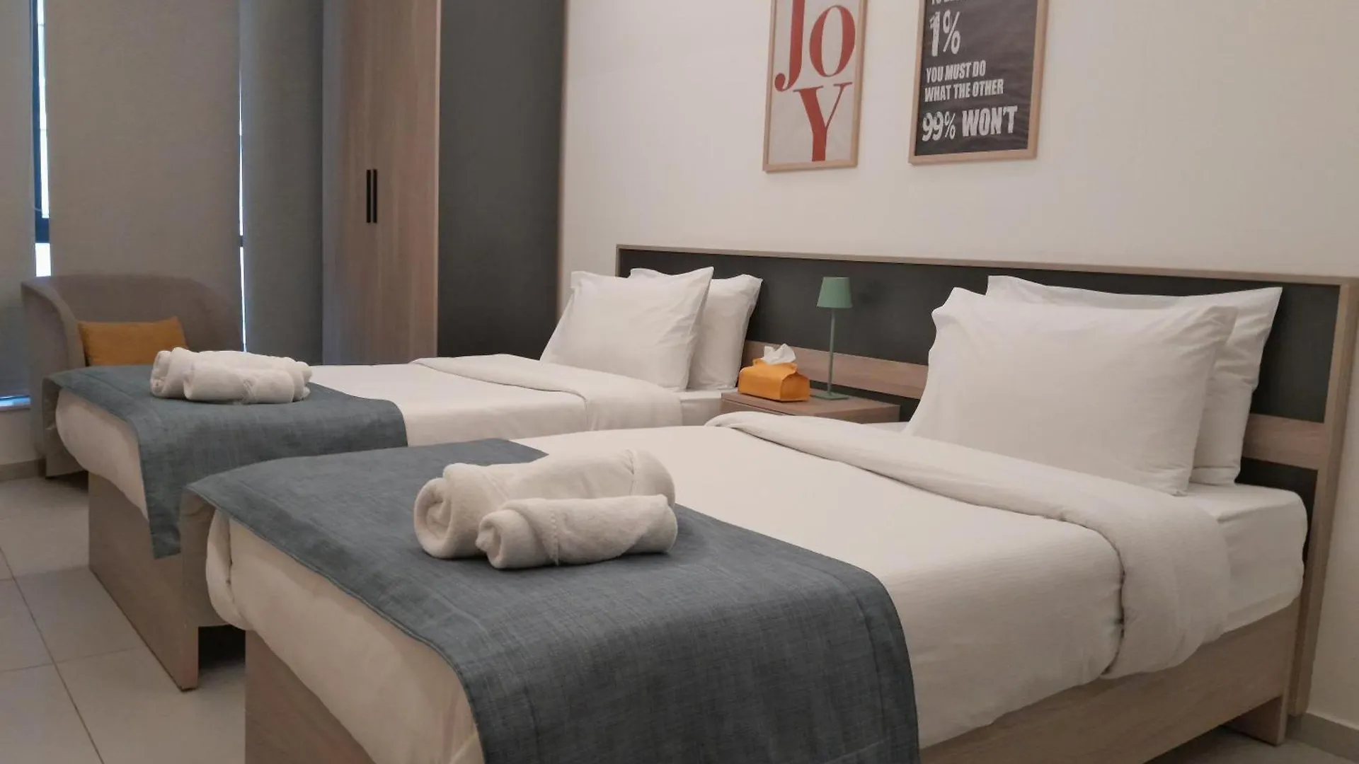 Shade Suites & Studios Beirut 0*,  Libanon