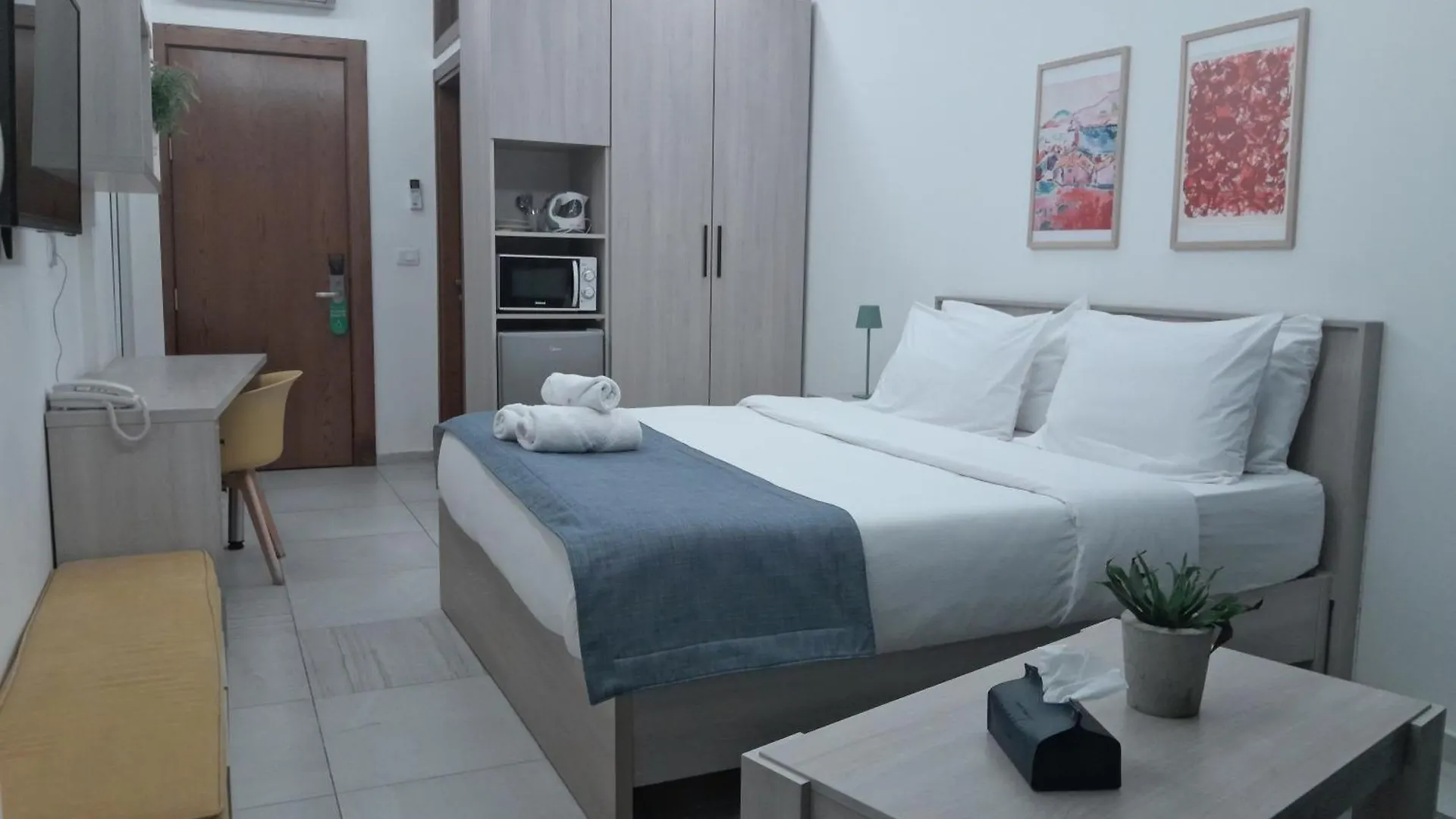 Shade Suites & Studios Beirut Hotel