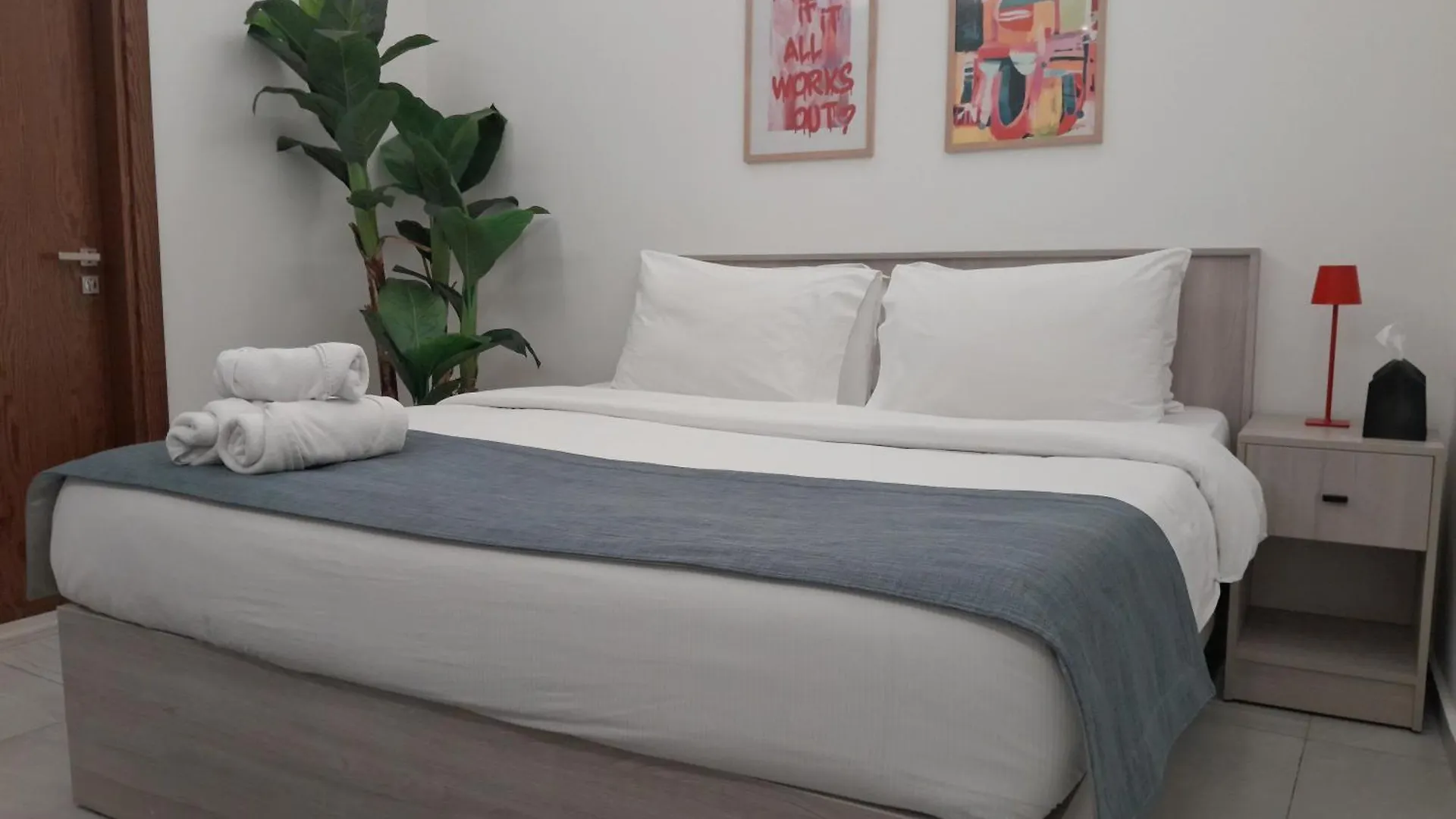 Shade Suites & Studios Beirut 0*,  Lebanon
