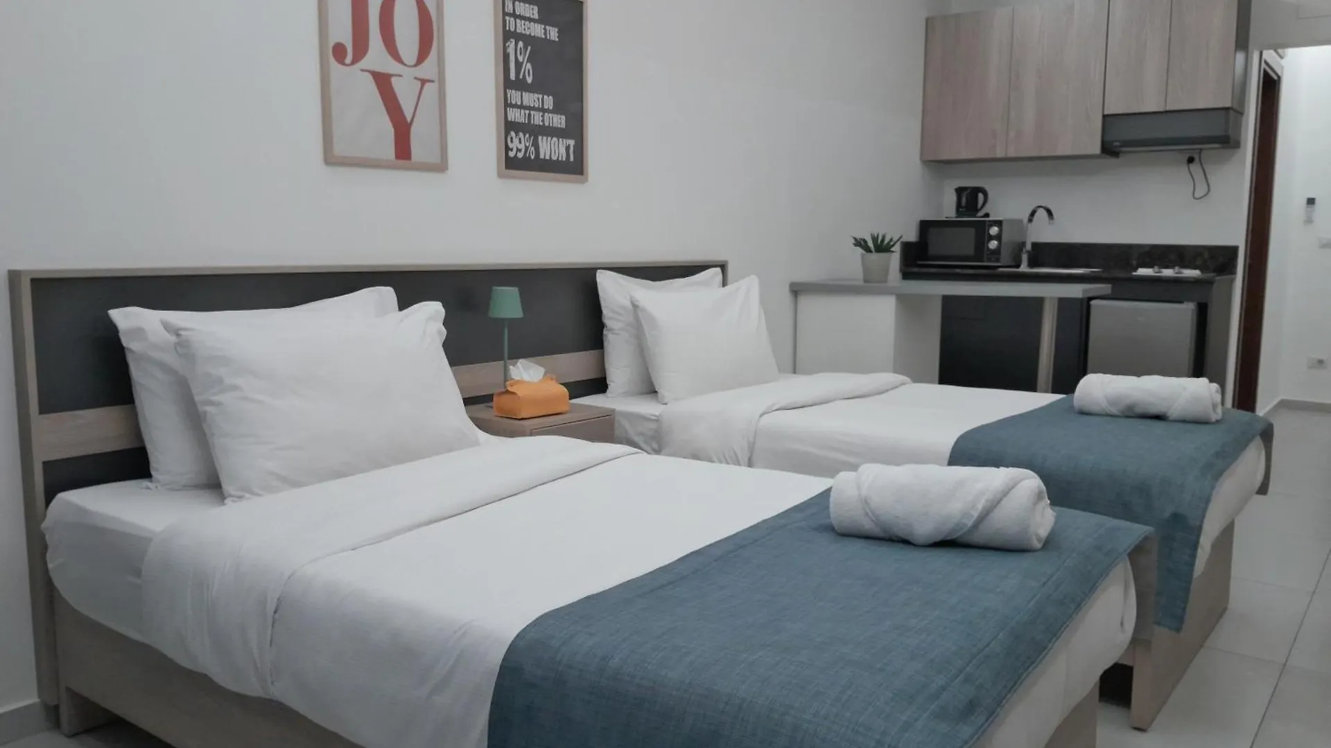 Shade Suites & Studios Beirut 0*,  Lebanon